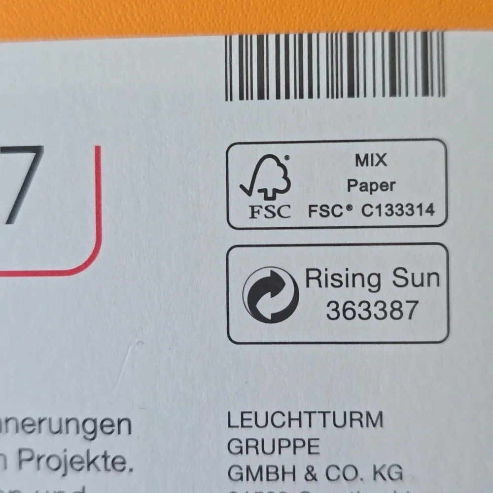 Notebook Medium (A5), Hardcover, 251 numbered pages, Rising Sun, dotted